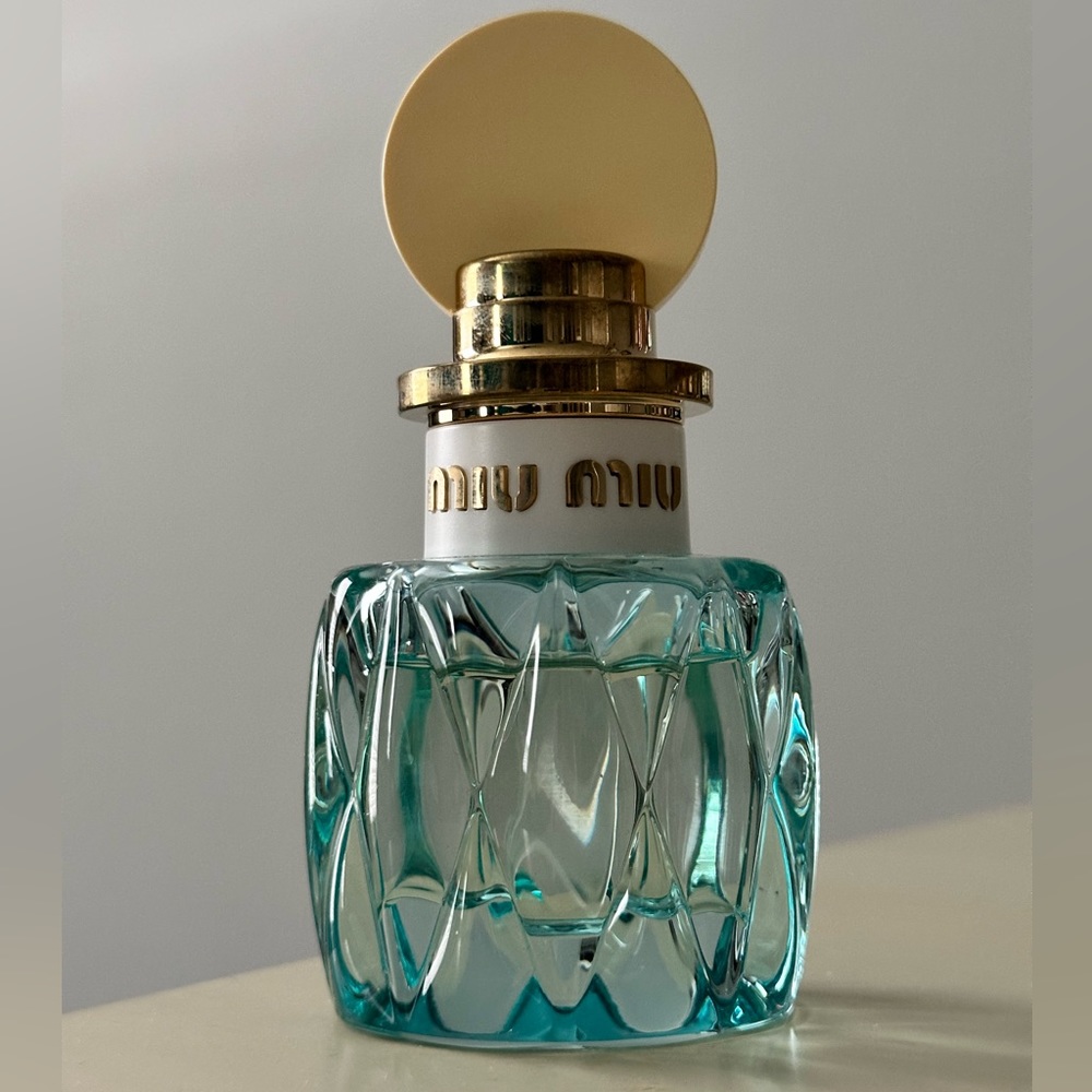 Miu Miu L’Eau Bleue 30 ml, 3/4 full perfume